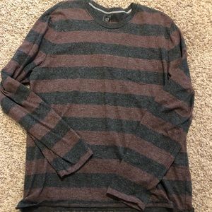 Long sleeve gap shirt